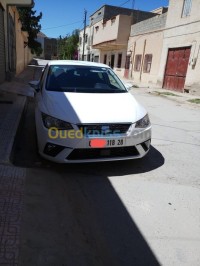 المسيلة-بوسعادة-الجزائر-سيارة-صغيرة-seat-ibiza-style-2018