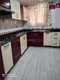 شقة-كراء-3-غرف-الجزائر-باب-الزوار