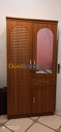 الجزائر-وسط-خزائن-و-أدراج-armoire