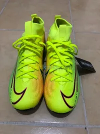 Chaussure de foot Nike mercurial 