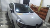 الجلفة-عين-وسارة-الجزائر-سيارة-صغيرة-renault-clio-4-gt-line-2019