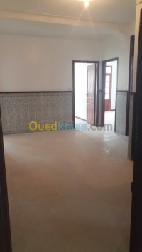 البليدة-الجزائر-شقة-kra-shk-4-ghrf-alblyd