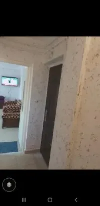 Peintre et montage pvc 