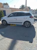 el-oued-algerie-moyenne-berline-hyundai-i20-2018