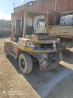 bouira-bechloul-algerie-engin-komatsu-fd60-1985