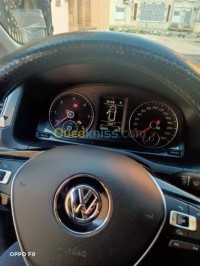تبسة-الجزائر-سيارة-صالون-عائلية-volkswagen-caddy-2018