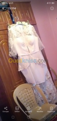 بومرداس-الجزائر-طقم-و-بدلة-نسائية-robe-d-hôtesse