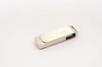 Des Flash disque Personnalisés ou Pas