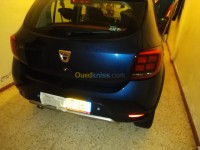الطارف-شبيطة-مختار-الجزائر-سيارة-صغيرة-dacia-sandero-2017