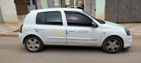 عين-الدفلى-خميس-مليانة-الجزائر-سيارة-صغيرة-renault-clio-campus-bye-2012