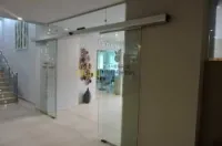 Porté cloison en Verre trempé 10 mm