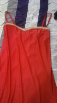 3  robes bon état 