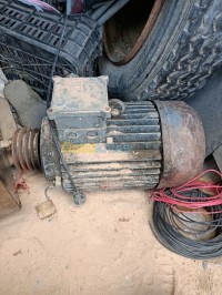 المدية-الجزائر-صناعة-و-تصنيع-machine
