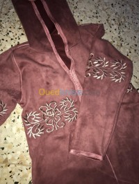 قسنطينة-الخروب-الجزائر-عبايات-و-حجابات-جلابة