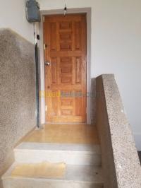 شقة-كراء-3-غرف-الجزائر-عين-بنيان