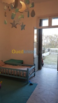 قسنطينة-الجزائر-شقة-byaa-shk-3-ghrf-ksntyn