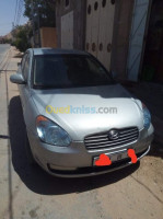 ghardaia-metlilli-algerie-berline-hyundai-accent-2011