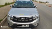 جيجل-الطاهير-الجزائر-سيارة-صغيرة-dacia-sandero-stepway-2018