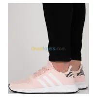 ADIDAS SWIFTRUN