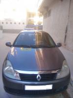 biskra-algerie-berline-renault-symbol-2010