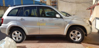 alger-cheraga-algerie-tout-terrain-suv-toyota-rav-4-2004