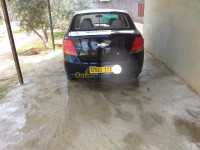 chlef-oued-sly-algerie-citadine-chevrolet-sail-5-portes-2011