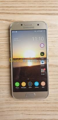 Samsung Galaxy A3 (2017) thumbnail 3