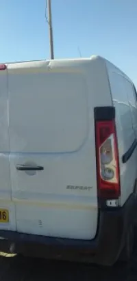 Transporteur et chauffeur 