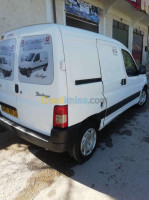 guelma-algerie-commerciale-citroen-berlingo-tolé-niveau-2-2009