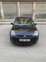 setif-algerie-citadine-ford-fiesta-2006