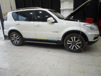 skikda-algerie-tout-terrain-suv-ssangyong-rexton-2013