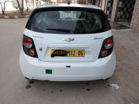 batna-algerie-citadine-chevrolet-sonic-hatchback-2012