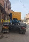 oran-algerie-tracteurs-renault-kirax-2009