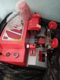 باتنة-الجزائر-أدوات-التشخيص-machine-photo-clè
