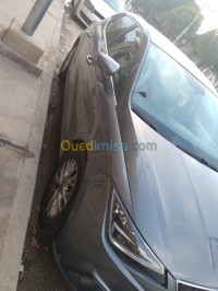 الشلف-تنس-الجزائر-سيارة-صغيرة-seat-ibiza-high-2018