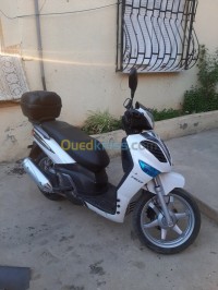 الجزائر-الخرايسية-دراجة-نارية-سكوتر-kewey-logik-2020