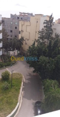 مستغانم-الجزائر-شقة-byaa-shk-4-ghrf-mstghanm