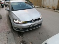الجزائر-برج-الكيفان-سيدان-متوسطة-volkswagen-golf-7-2017