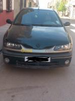 mascara-mohammadia-algerie-berline-renault-laguna-1-1998