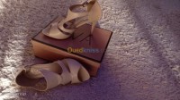 تيزي-وزو-فريحة-الجزائر-صنادل-talons