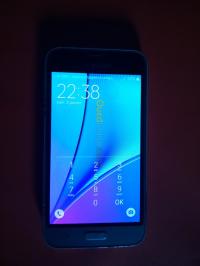 Samsung Galaxy J1 (2016) thumbnail 4