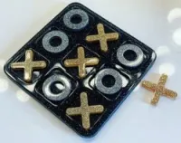 Jeu de plateau à la main XOXO