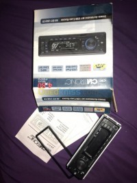bejaia-tazmaltdaira-algerie-accessoires-interieur-autoradio