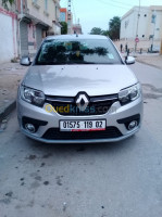 chlef-boukadir-algerie-berline-renault-symbol-made-in-bladi-2019