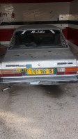 setif-algerie-berline-peugeot-305-1985