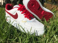 الجزائر-باب-الزوار-أحذية-رياضية-nike