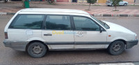 tlemcen-msirda-fouaga-algerie-grande-berline-volkswagen-passat-1992