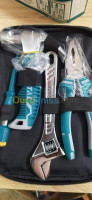 bejaia-algerie-outillage-professionnel-sac-a-outils-main-9-pièce-total