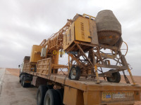 ouargla-algerie-batiment-construction-grue-fixe-1805-enmtp-et-bétonnière