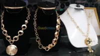 bijoux on acier inoxydable